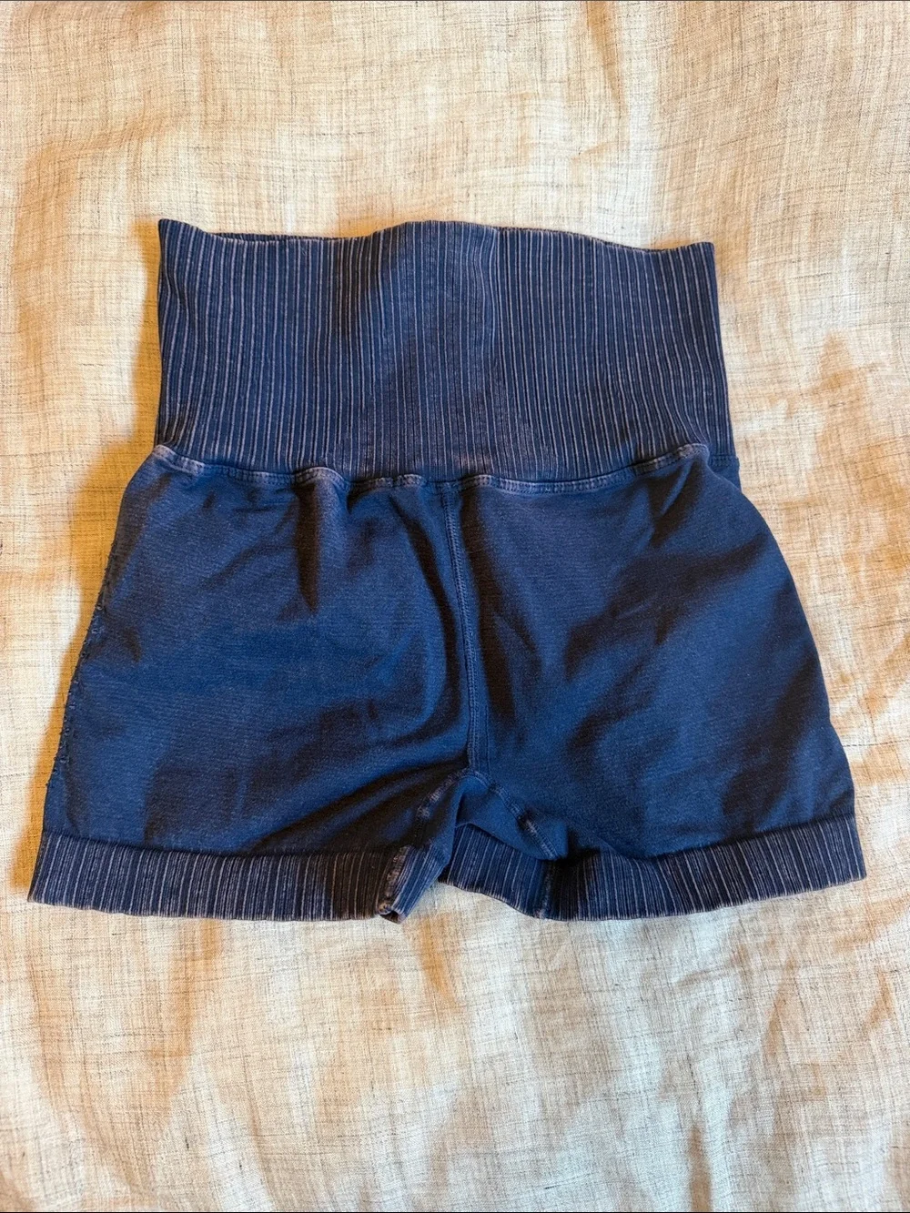 FP Movement by Free People Good Karma High Rise Run Shorts Navy, XS - Picture 3 of 3